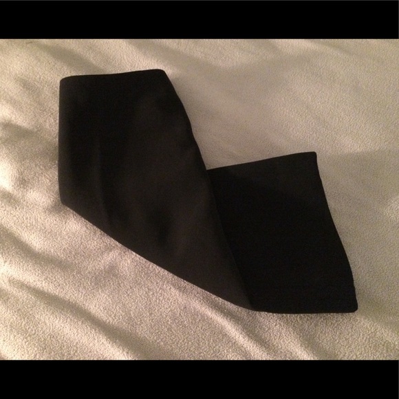 I.N.C. Short Black Fitted Skirt (8P) NWOT - Picture 3 of 6